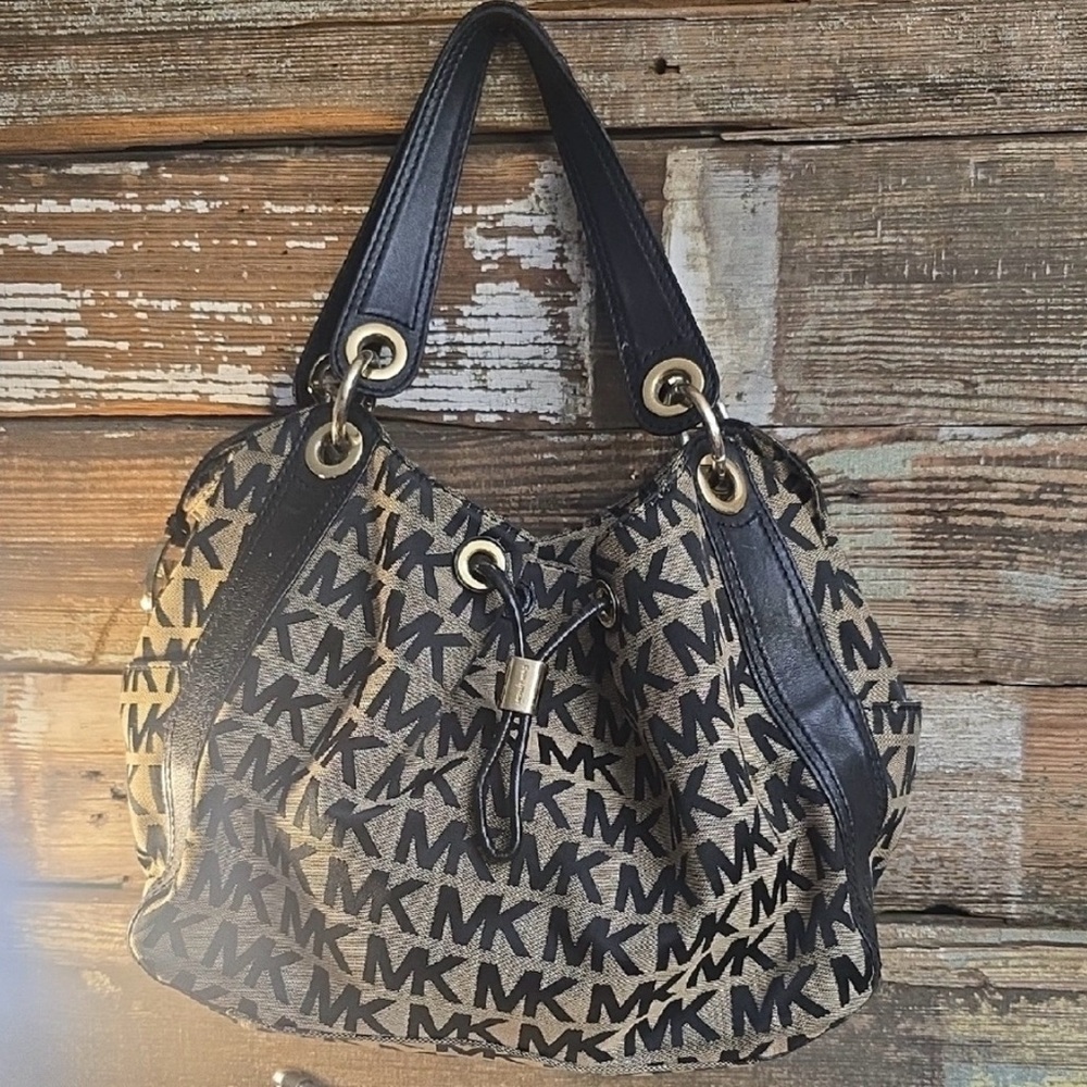 Large Michael Kors Black and Tan/Taupe Shoulder Bag